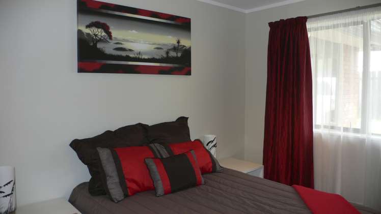 1/24 Janese Place Manurewa_5