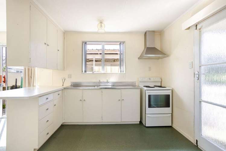 3/3 Beedie Street_5