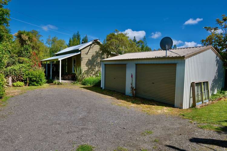 2574 State Highway 49 Ohakune_14