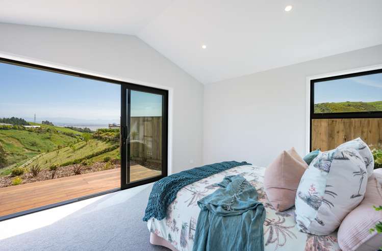 7 Hill Tops Way Stoke_23