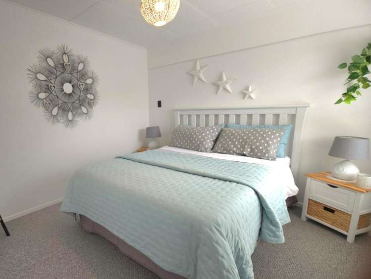 19 West Crescent Te Puru_14