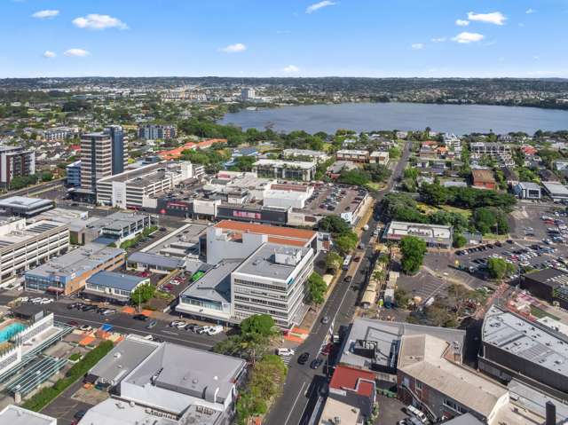 Suite 2/507 Lake Road Takapuna_1