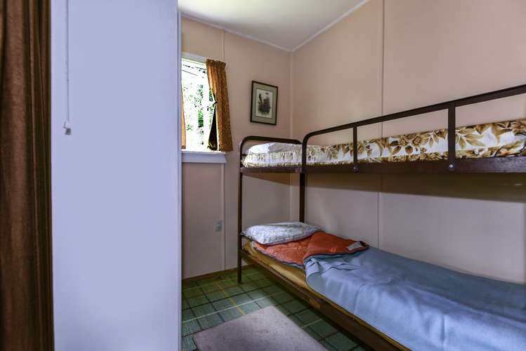 10 Farr Street Whitecliffs_17