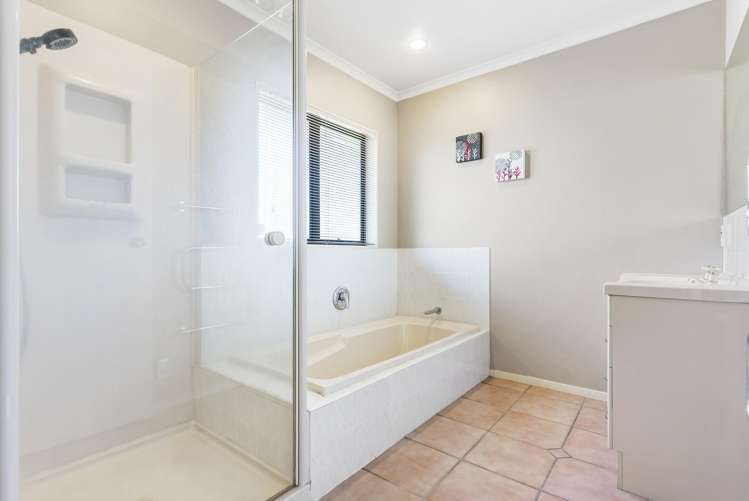 2/25 Thirlmere Rise Northpark_11