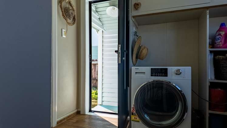 202 Weld Street Hokitika_19