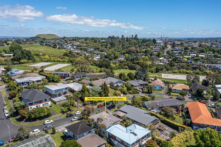 54a Whytehead Crescent Saint Heliers_17