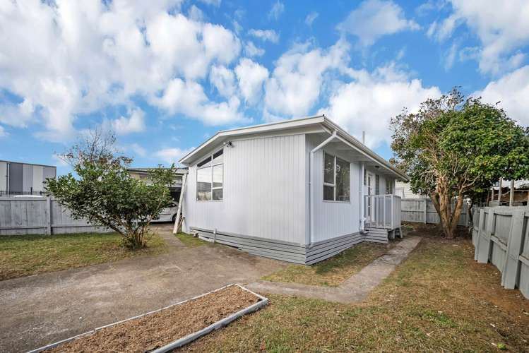 2/2 Dagenham Street Manurewa_15