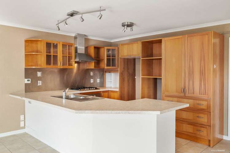 2 Harding Avenue Te Atatu South_6