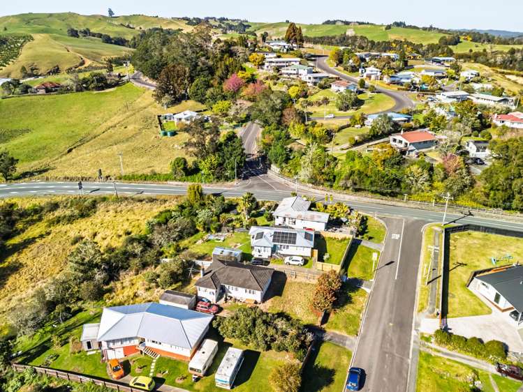 6 Whiteman Road_4