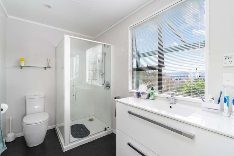 11 Haggart Street, Wingatui Mosgiel_13