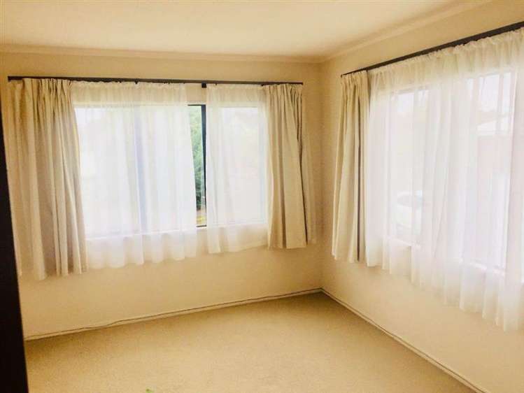 24 Miriam Corban Heights Henderson_8