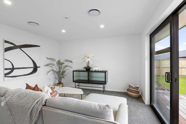 60 Halpin Drive Lincoln_10