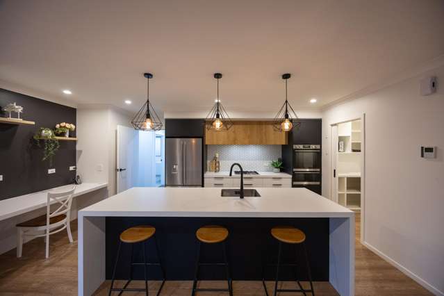 12 Huffington Place Feilding_1