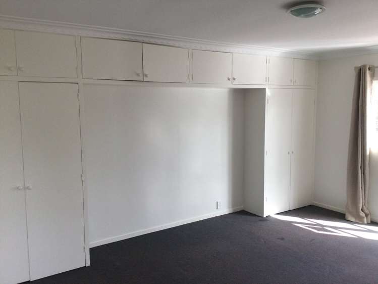 208 Te Atatu Road Te Atatu South_8