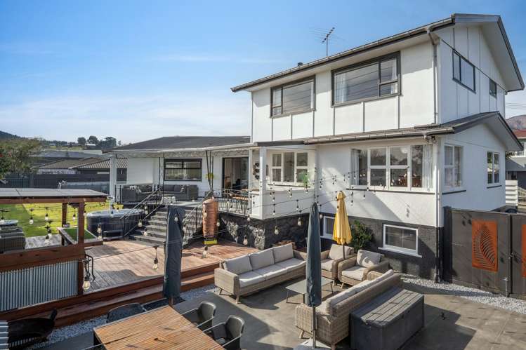 11C Lemari Avenue_0