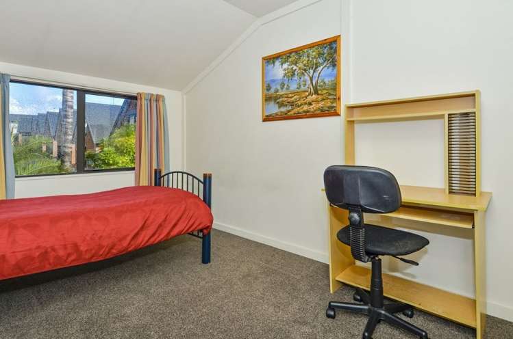 3/35 Fields Parade Oteha_16