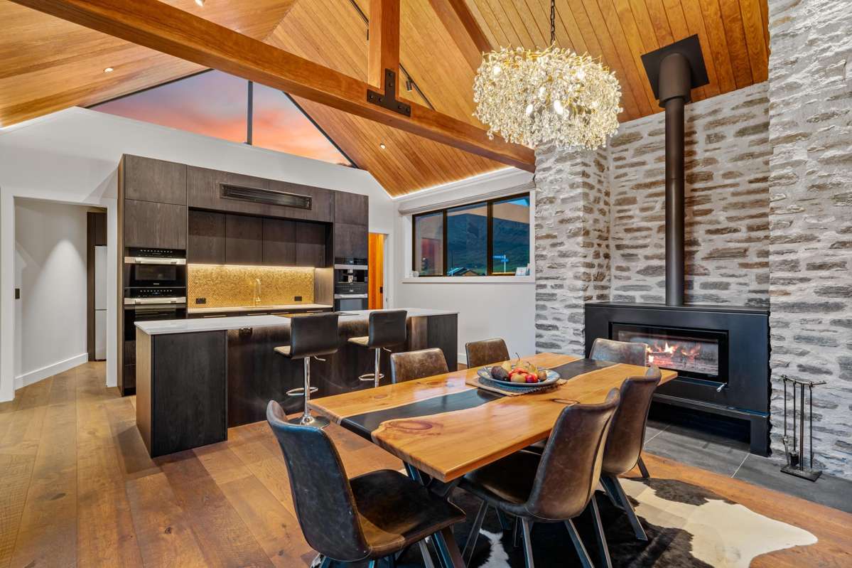 6 Flax Street, Hanley's Farm_0