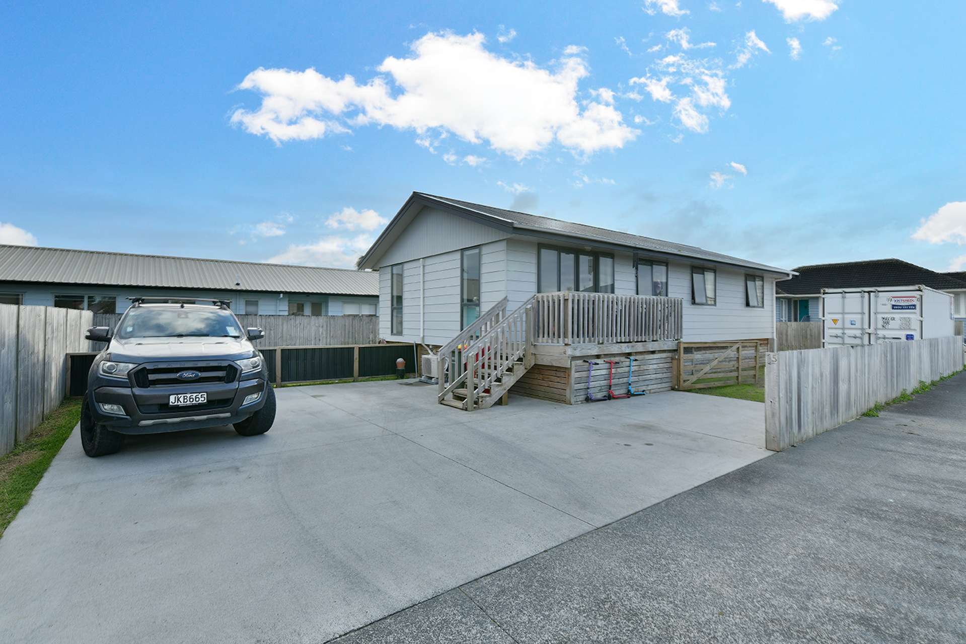 15 Springs Road Parakai_0