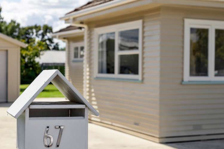 67 Cook Street Hamilton East_24