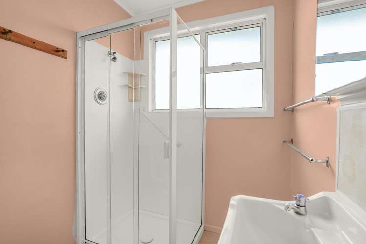 10 Langford Street Naenae_15