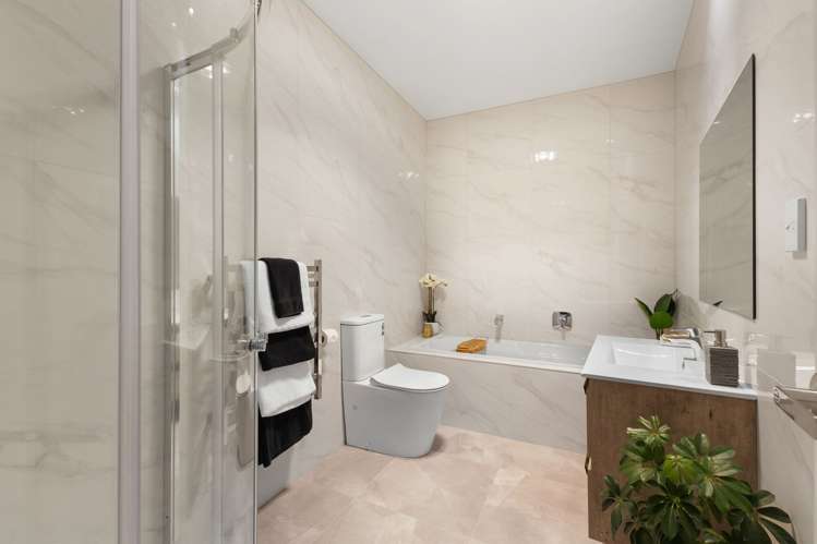 22 Arran Point Parade Orewa_13