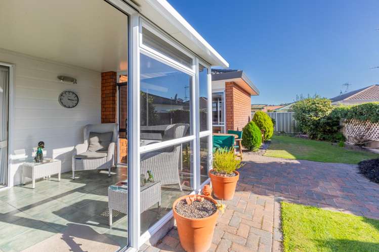 4 Ebury Mews Taradale_12