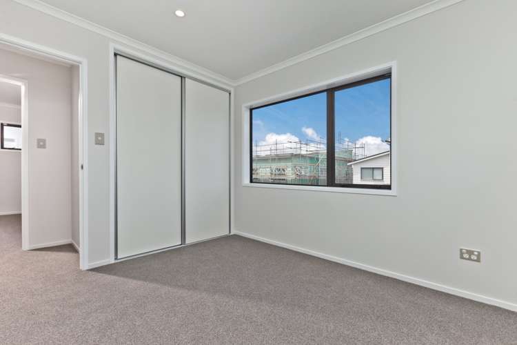 3 Sacred Kingfisher Road Hobsonville_12