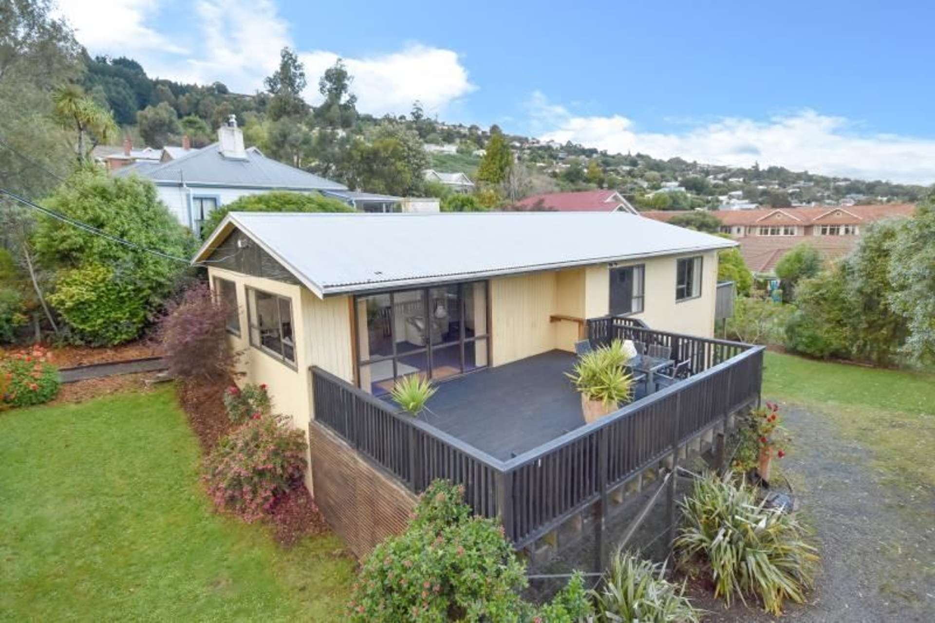 8 Montague Street North East Valley_0