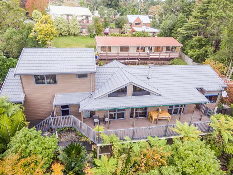 34 Derwent Crescent Titirangi_14