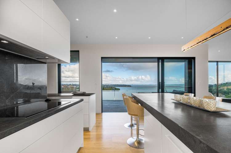 6 Park Road Surfdale_10