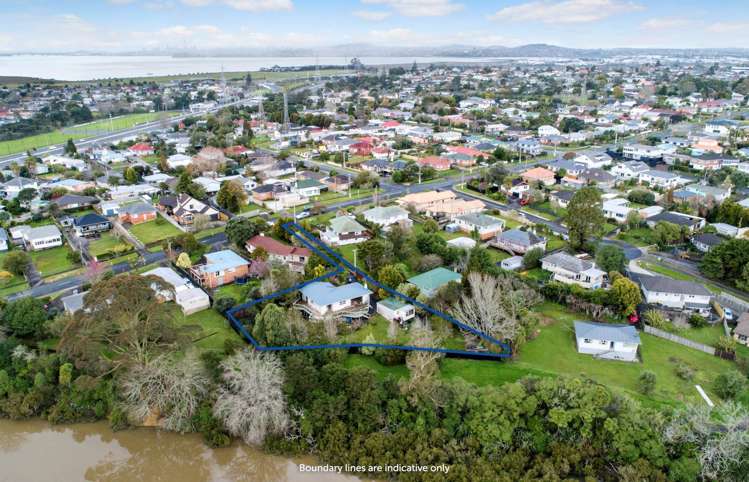 118 Flanshaw Road Te Atatu South_17