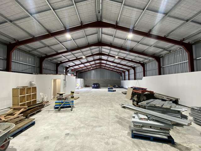 407SQM Functional Clear span Warehouse For Lease - Otahuhu