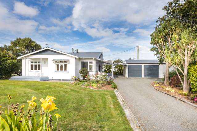 73 Reid Line West Feilding_1