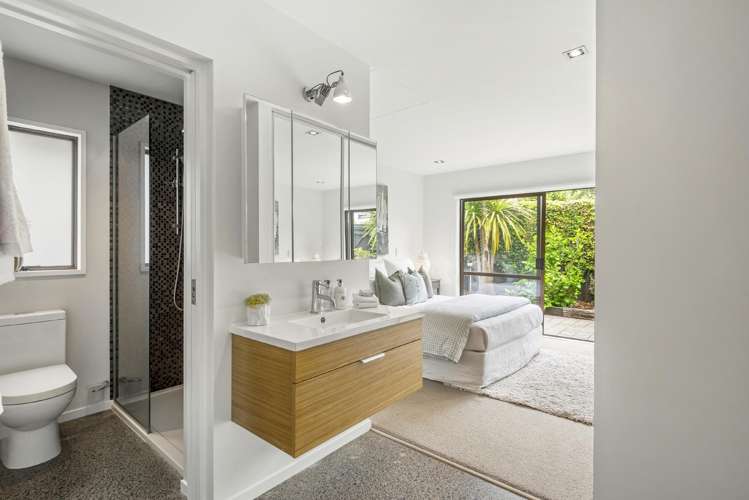 24 Grove Road Devonport_10