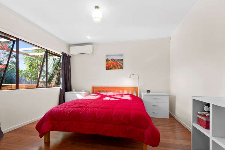 12 Bosnyak Drive Te Atatu South_12