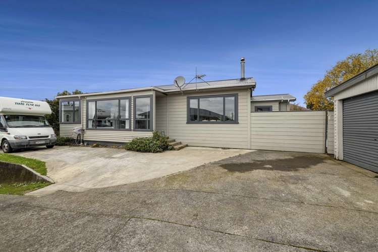 41 Swansea Road Stratford_24