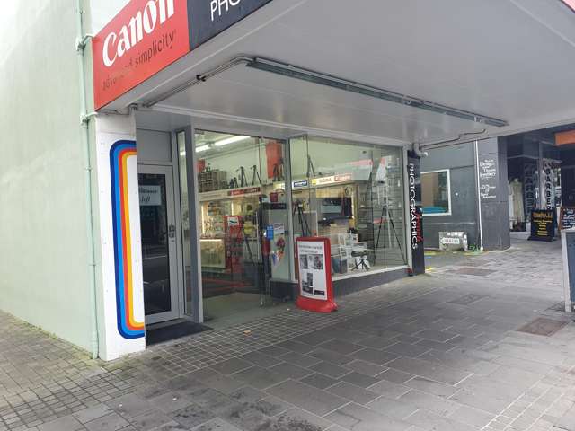 Retail Centre Of CBD For Lease