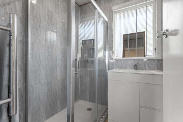 12 Caronia Crescent Lynfield_10