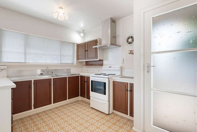 2/16 Regent Street Papatoetoe_6