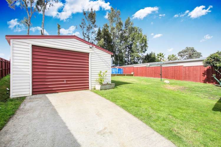 17 Tamariki Avenue Kelston_11