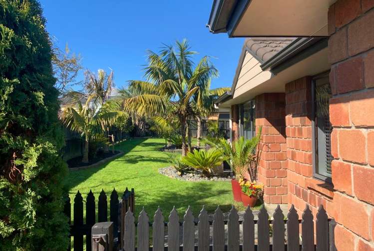 7 Lemon Grove Lane Greenhithe_9