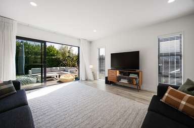 38 Lumbarda Drive_4