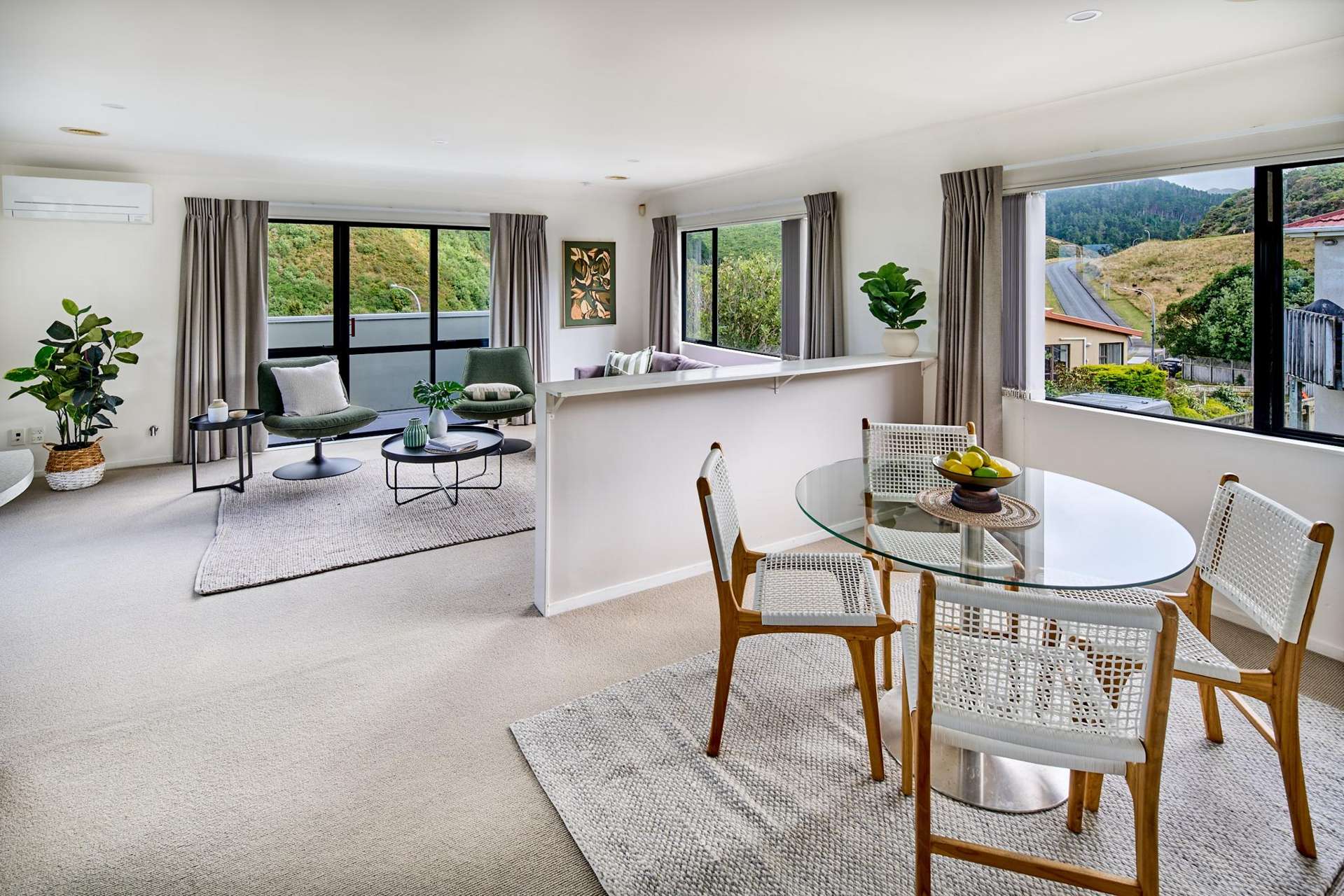 22 Domanski Crescent Owhiro Bay_0