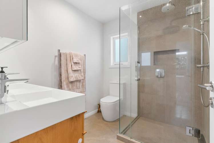 8 Taiere Terrace Onehunga_14