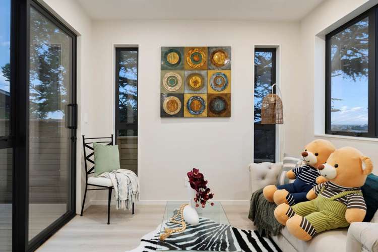 8A Mason Street New Lynn_16