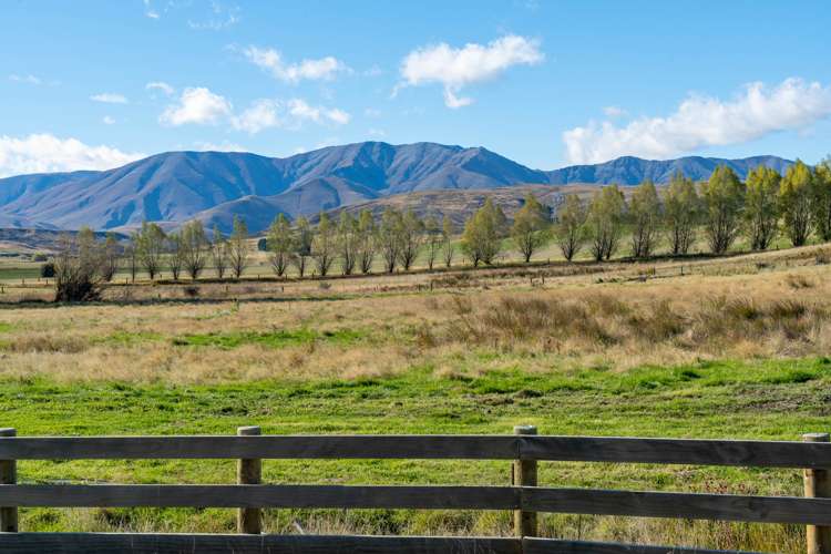 Ranfurly-Wedderburn Road Ranfurly_20