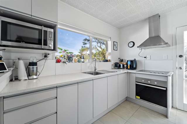 2/110 Sartors Avenue Browns Bay_2