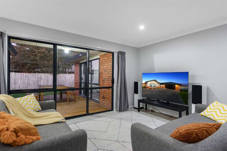 40a Cairns Crescent Rototuna_11