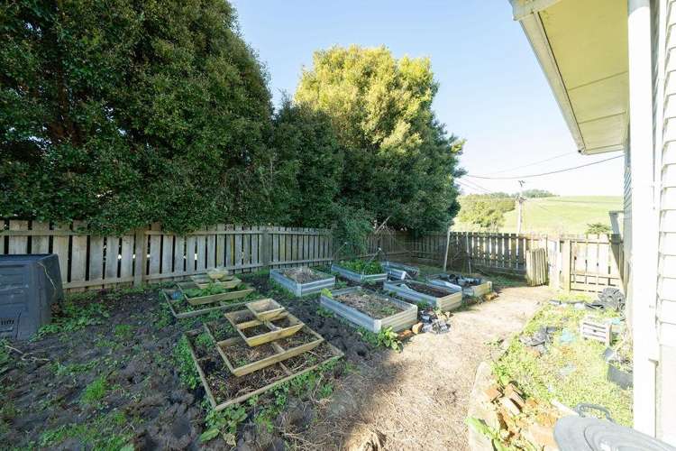 85 Valley Road Hikurangi_16