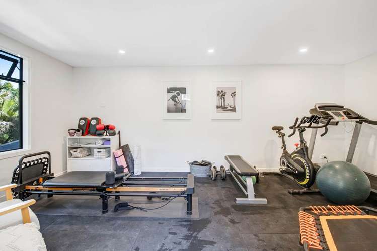 167 Motutara Road Muriwai_44